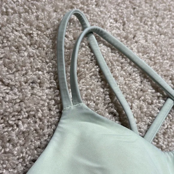 Lululemon Like a Cloud Longline Bra *Light Support, B/C Cup - Picture 4 of 7